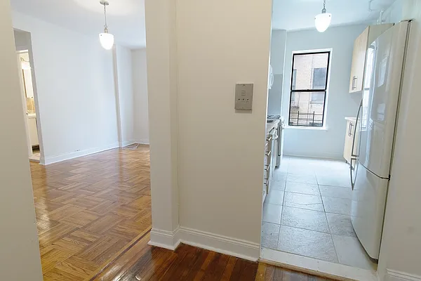 Rented by Julianna Realty Corp | media 15