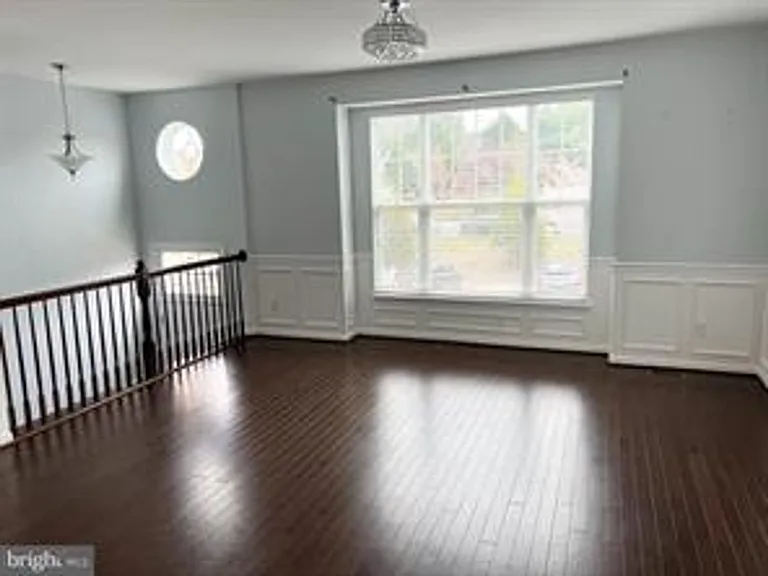 9075 Alexander Way — Photo 3