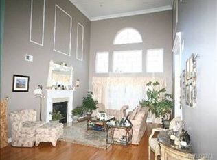 3 Scholar Pl, East Setauket, NY 11733