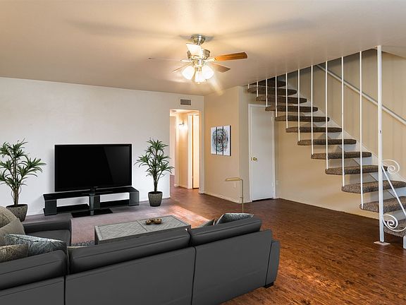3rd image of 8216 Fondren Rd #8216