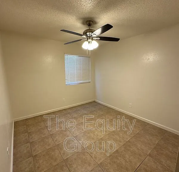 809 Monarch Cir #2 — Photo 10