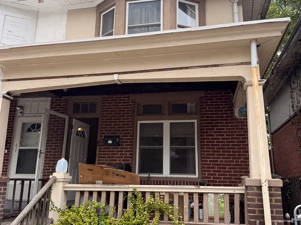 27 N Adams St #1, Pottstown, PA 19464