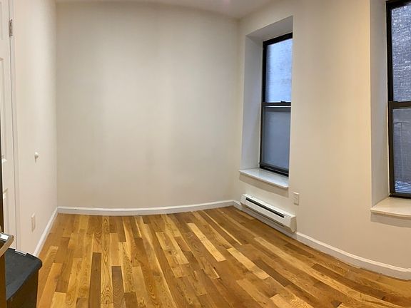 5th image of 4 Manhattan Ave #C1