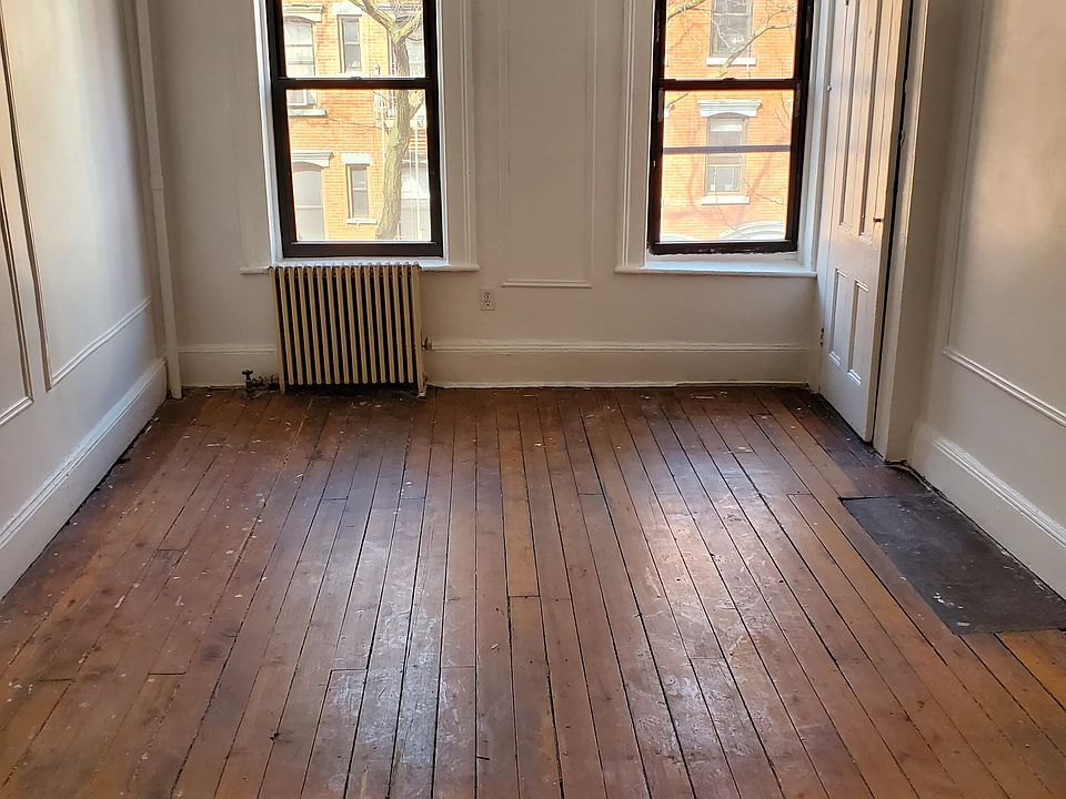 1st image of 524 E 6th St APT 5