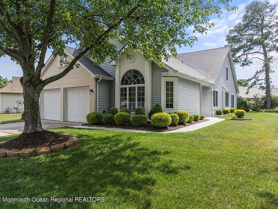 1st image of 1643 Sweetbay Drive