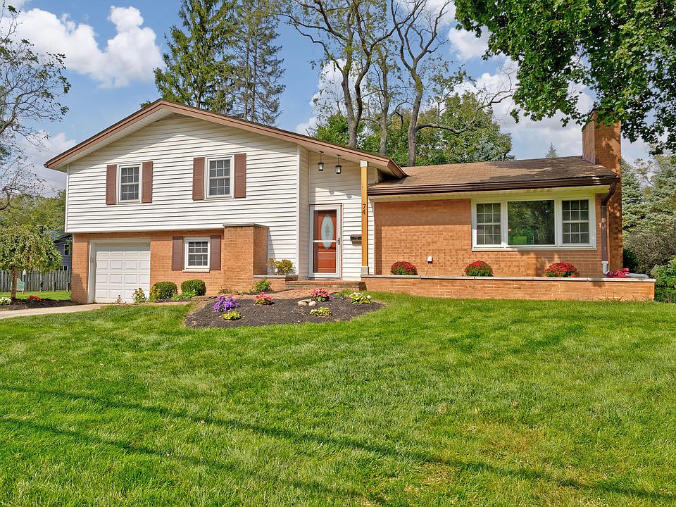 1st image of 74 Bishop Dr