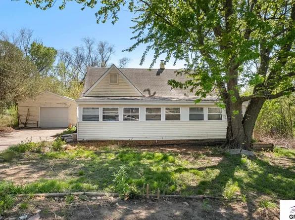1207 Kasper St, Bellevue, NE 68147