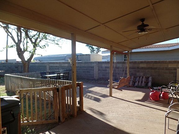 5th image of 1405 Tulip Ln
