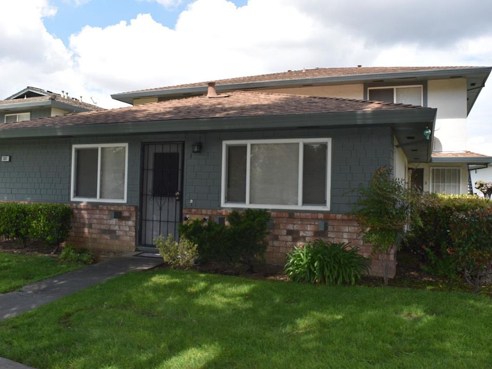 1st image of 331 Blossom Hill Rd APT 4