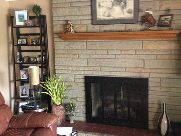 4th image of 4861 S Park Dr