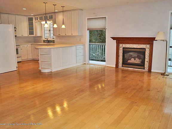 5th image of 5664 Wood Valley Dr