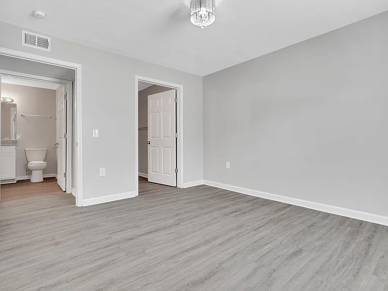 St. Anthony Gardens Apartments — Photo 12