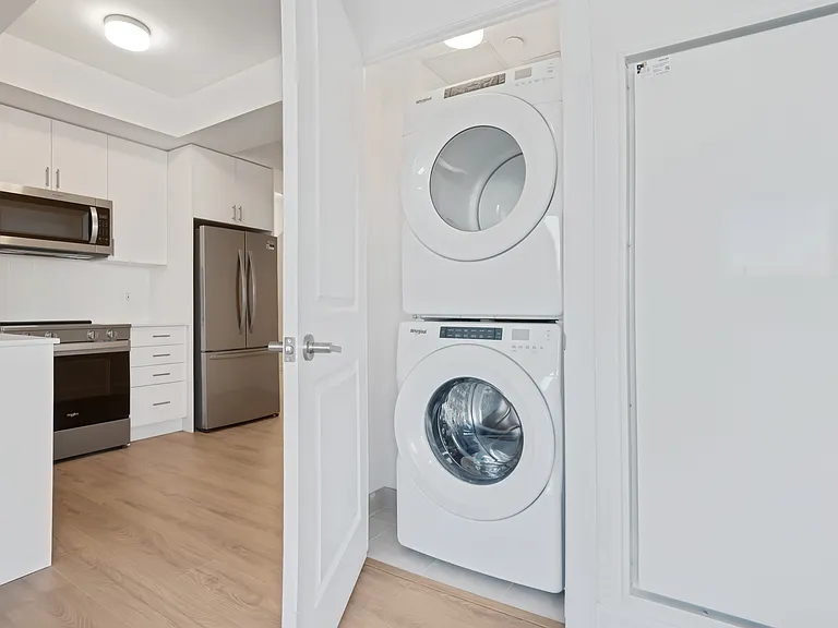 3240 William Coltson Ave — Photo 88