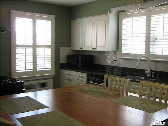3rd image of 11115 199th St