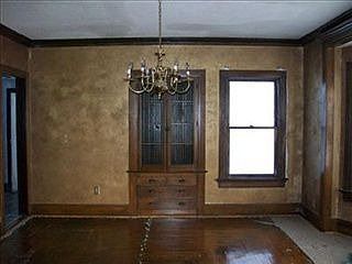 2nd image of 67 Oxford Ave