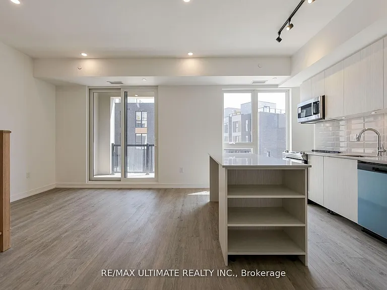 172 Clonmore Dr #3 — Photo 4