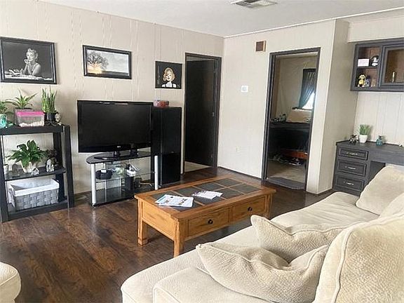 3rd image of 929 E Foothill Blvd Spc 1