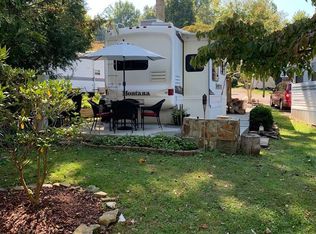 4229 Parkway E #2, Gatlinburg, TN 37738