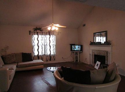 1st image of 1671 Riverchase Cir NE