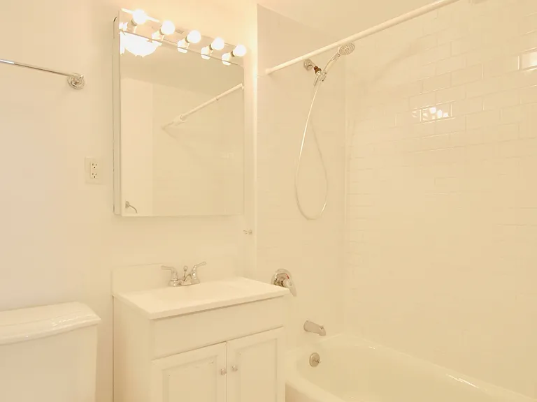 49-01 43rd Ave #5R — Photo 14