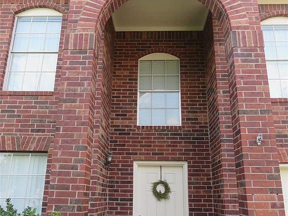 3rd image of 3243 Bent Brook Way