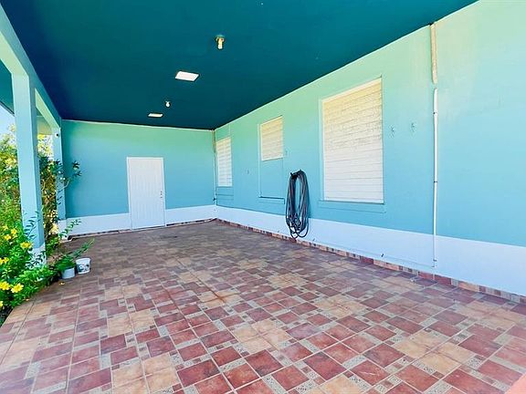 3rd image of Circulo C Casa En Ramey 213 #A
