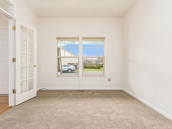 4th image of 4190 Coventry Manor Way