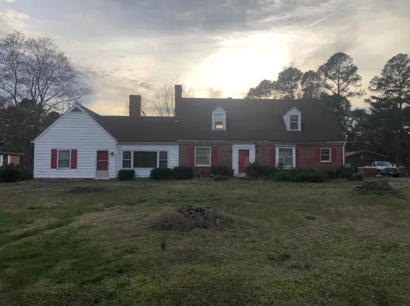 10 Park Ave, Clarksville, VA 23927