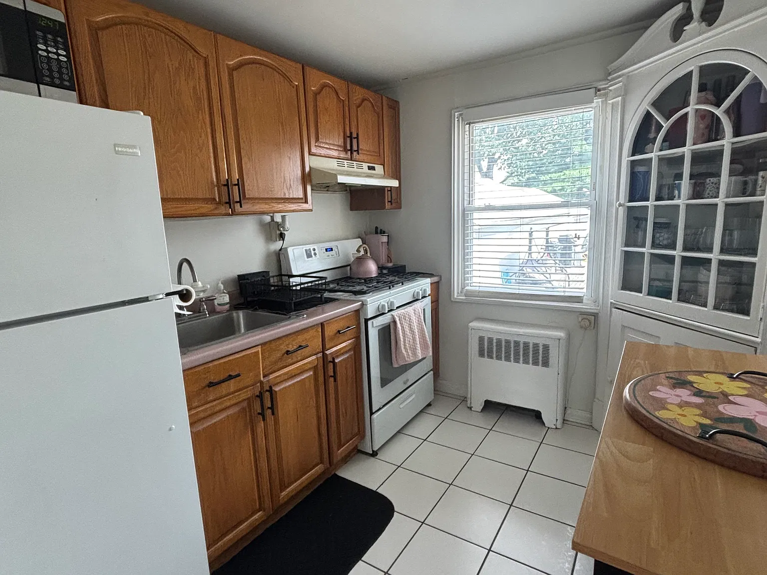 1 bed, $1,800 — Photo 2