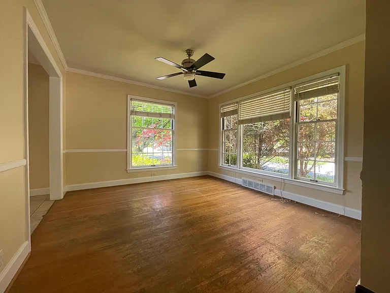 501 Fairlawn Rd — Photo 5