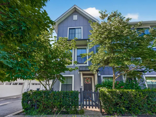 5945 176a St #54, Surrey, BC V3S 0A2