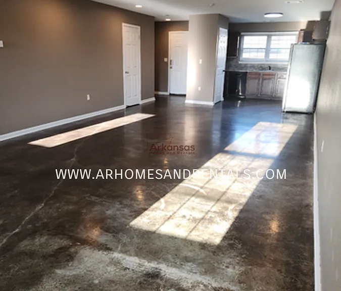 2501 Ridgeland Cir #7 — Photo 2
