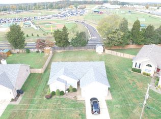 534 Harding Dr, Mount Washington, KY 40047