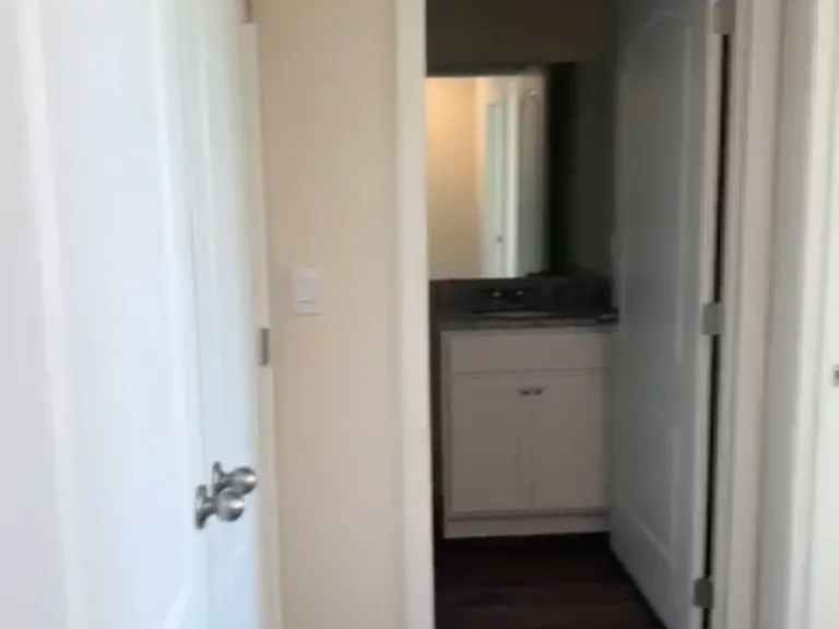 1257 Balsam Dr — Photo 6