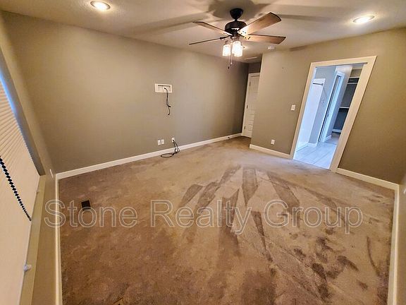 5th image of 35 N Soules St