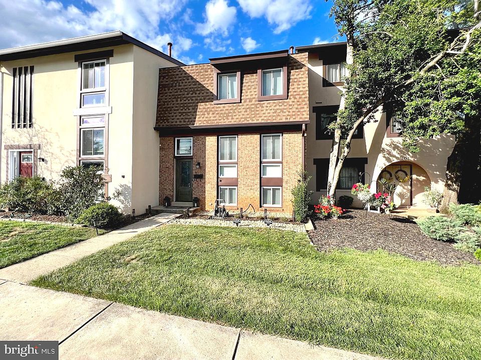 1st image of 9532 Blake Ln