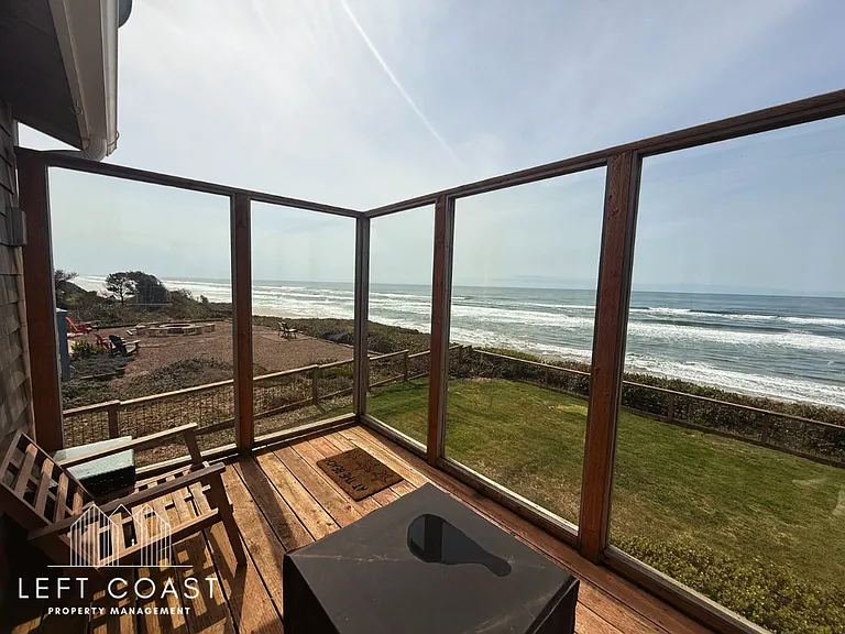 8788 SW Marine View St — Photo 10