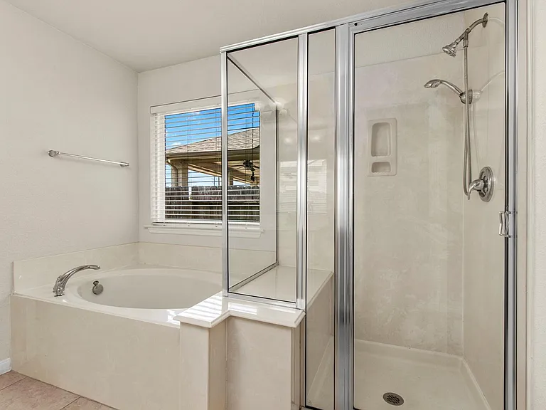 7710 Trail Holw — Photo 17