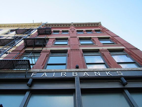 2nd image of 1213 Harney St