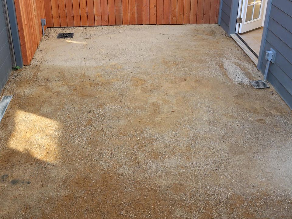 Full private backyard with crushed decomposed granite.