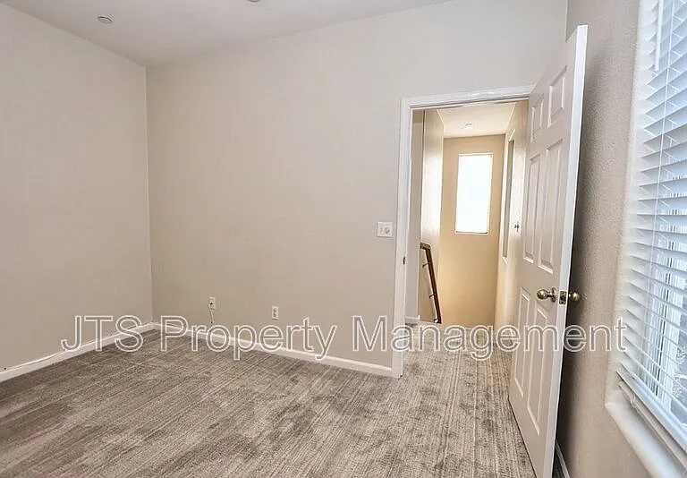 506 Navigator Dr — Photo 20
