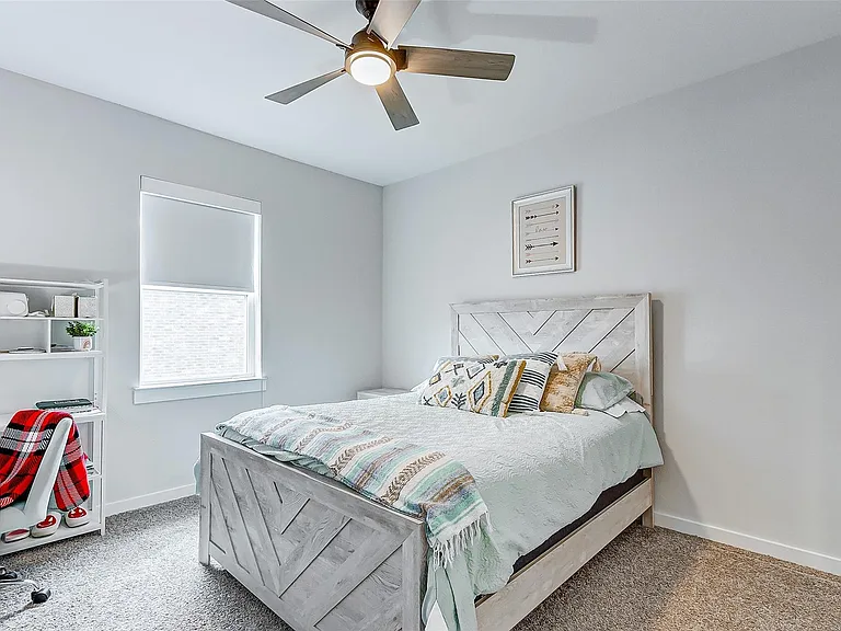 9903 Regal Bend Dr — Photo 31