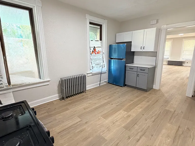 100 N Johnston Ave — Photo 10