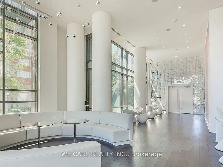68 Canterbury Pl #Penthouse 05 — Photo 20