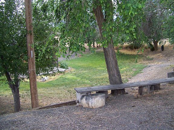 3rd image of 5625 John Day Hwy