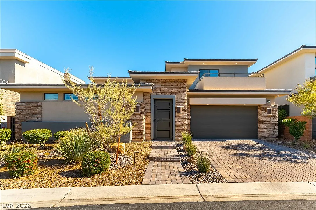3 bed, 3.5 bath, 3562 sqft, $9,500 — Photo 3