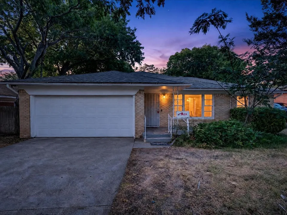 7433 Vallejo Dr