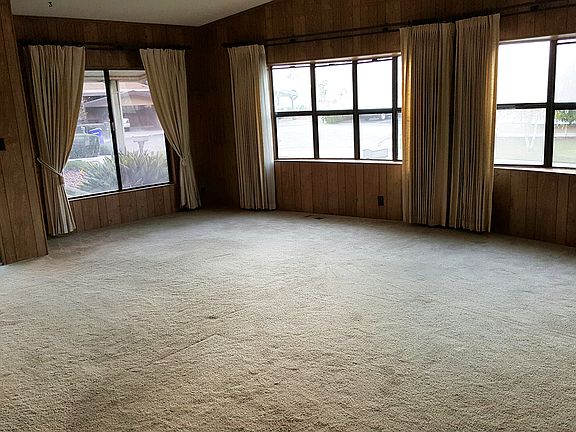 5th image of 8975 Lawrence Welk Dr Space 287