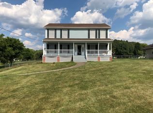 860 S Austin Springs Rd, Johnson City, TN 37601