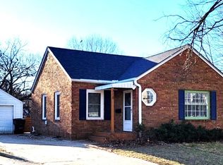 3118 Prospect Dr, Des Moines, IA 50310